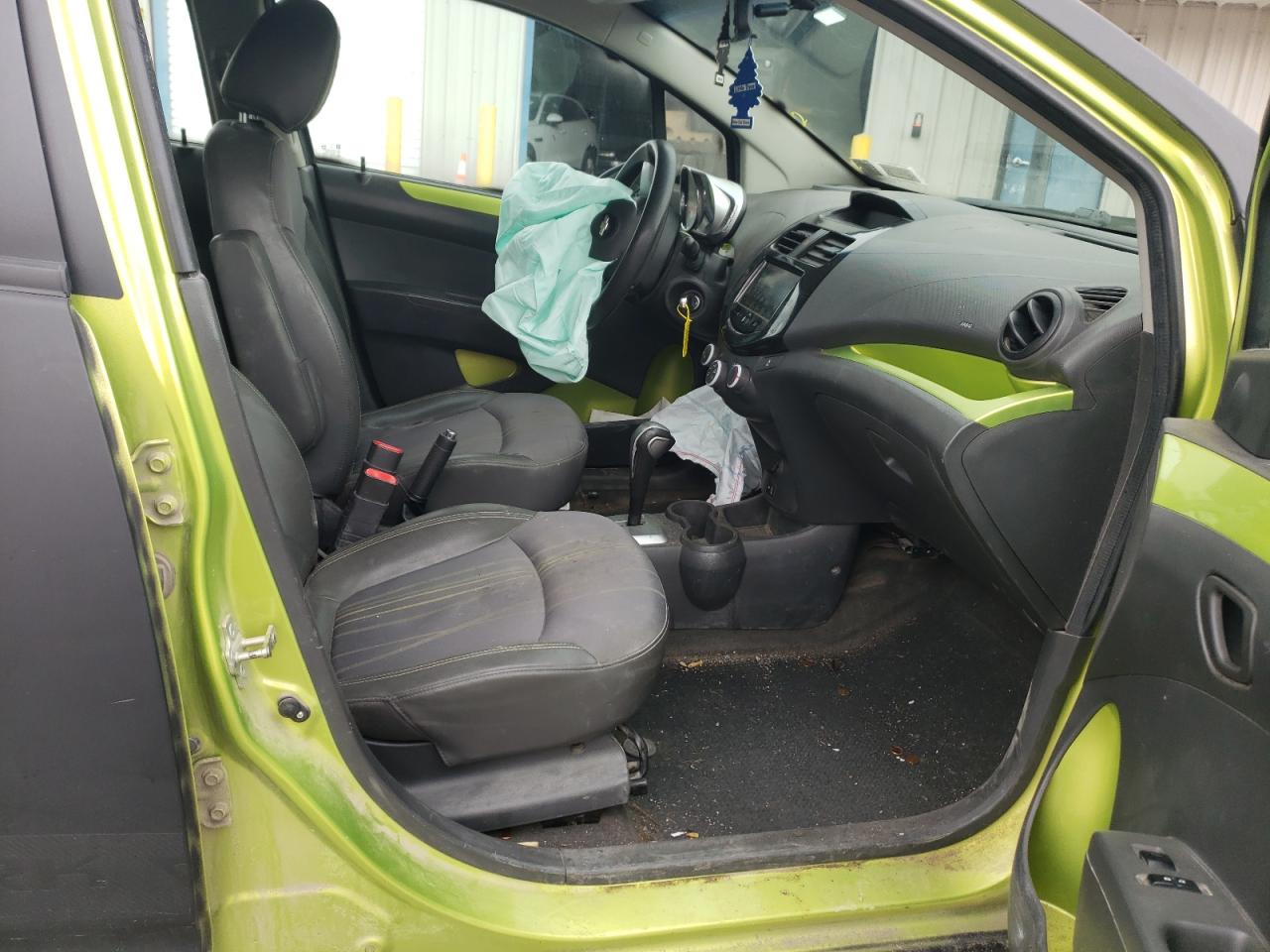 Photo 5 from auction – 2013 CHEVROLET SPARK 1LT with VIN KL8CD6S98DC506043