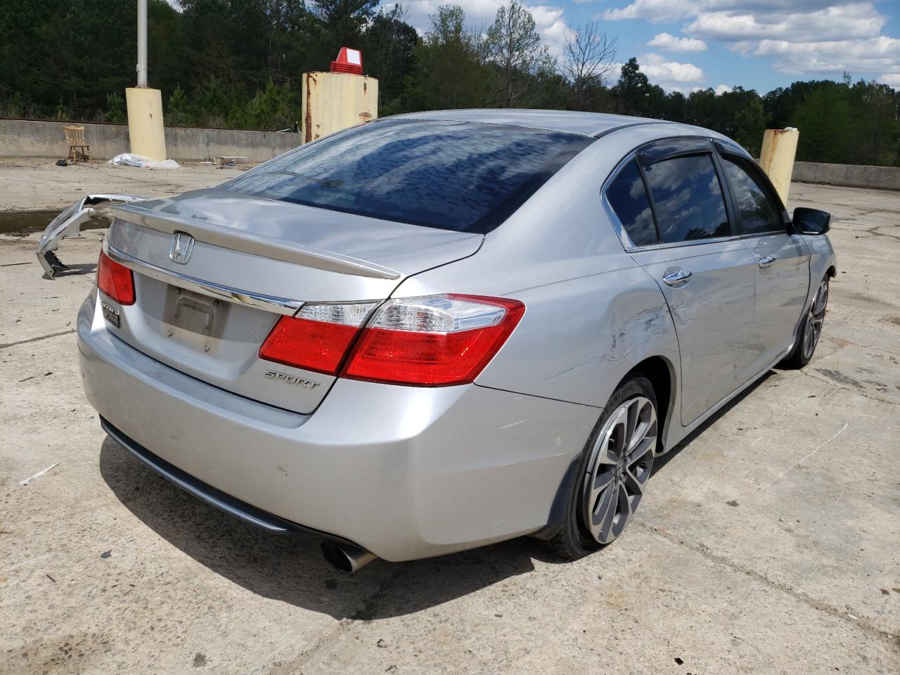 Photo 4 from auction – 2014 HONDA ACCORD SPO with VIN 1HGCR2F52EA183504