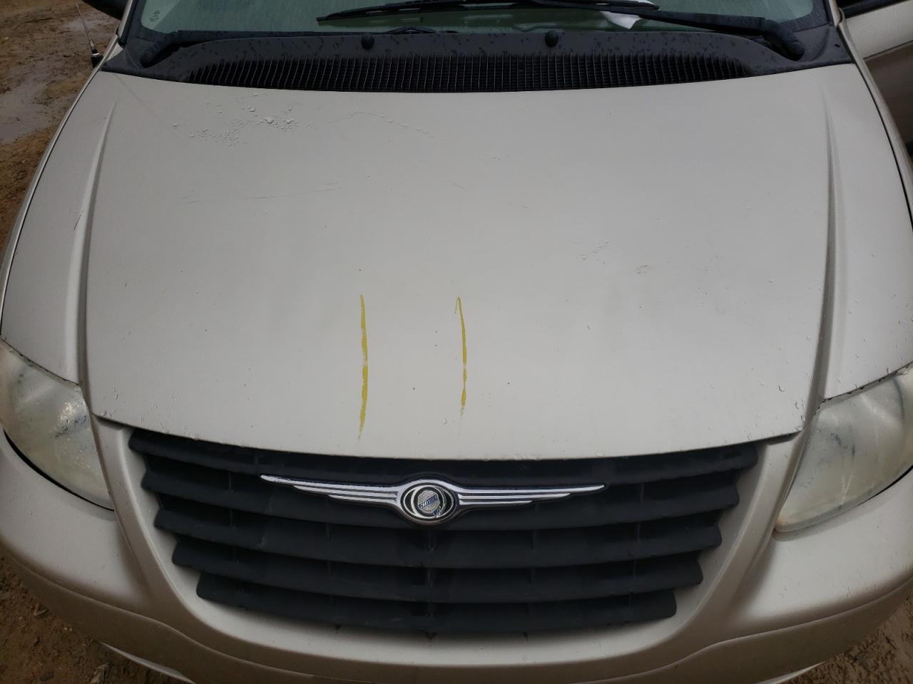 Photo 7 from auction – 2005 CHRYSLER TOWN & COU with VIN 1C4GP45R25B216730