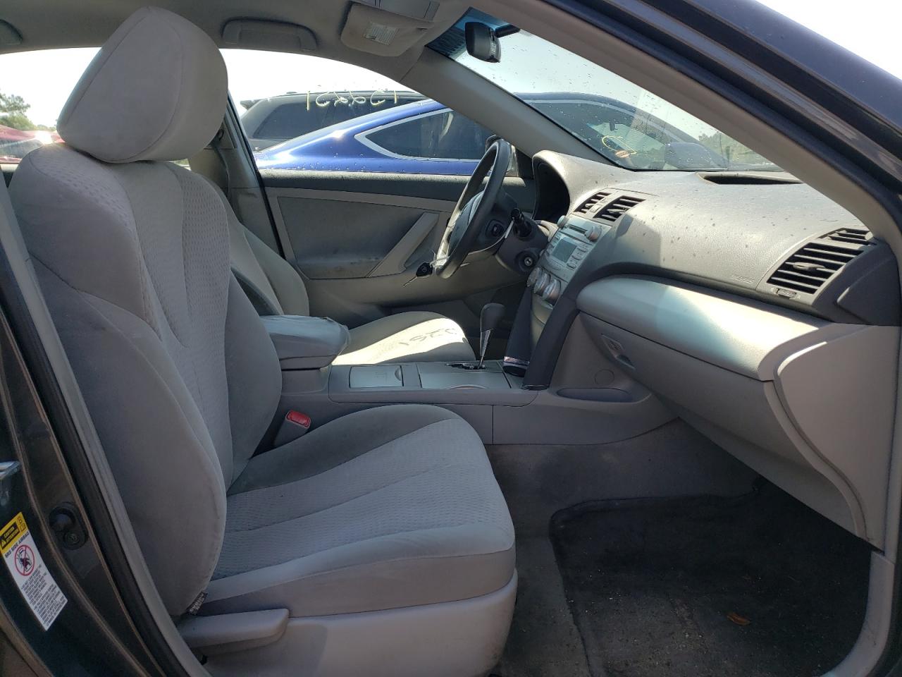 Photo 5 from auction – 2011 TOYOTA CAMRY BASE with VIN 4T1BF3EKXBU172420