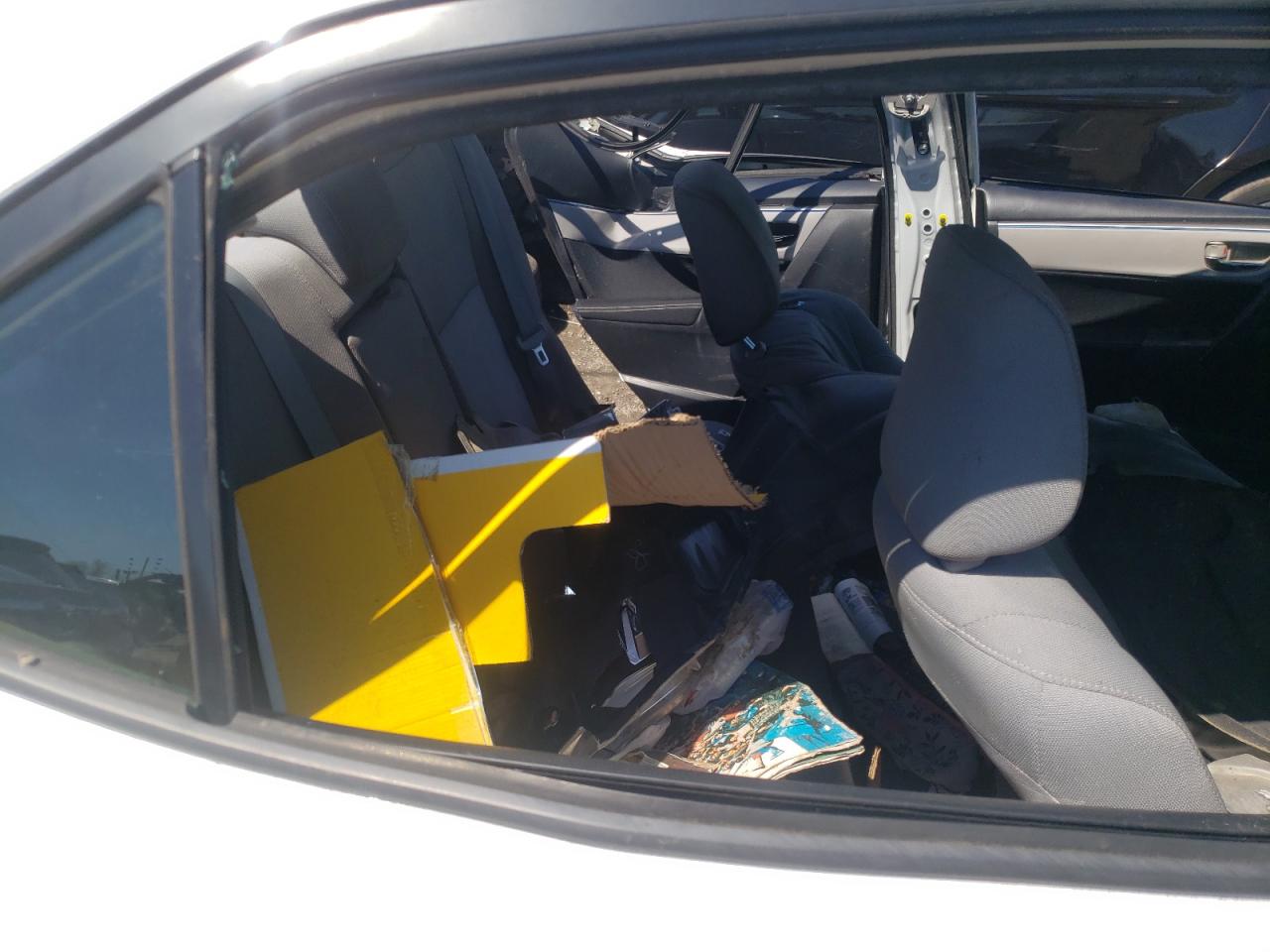 Zdjęcie 6 z aukcji – 2016 TOYOTA COROLLA L z VIN 5YFBURHE0GP444979