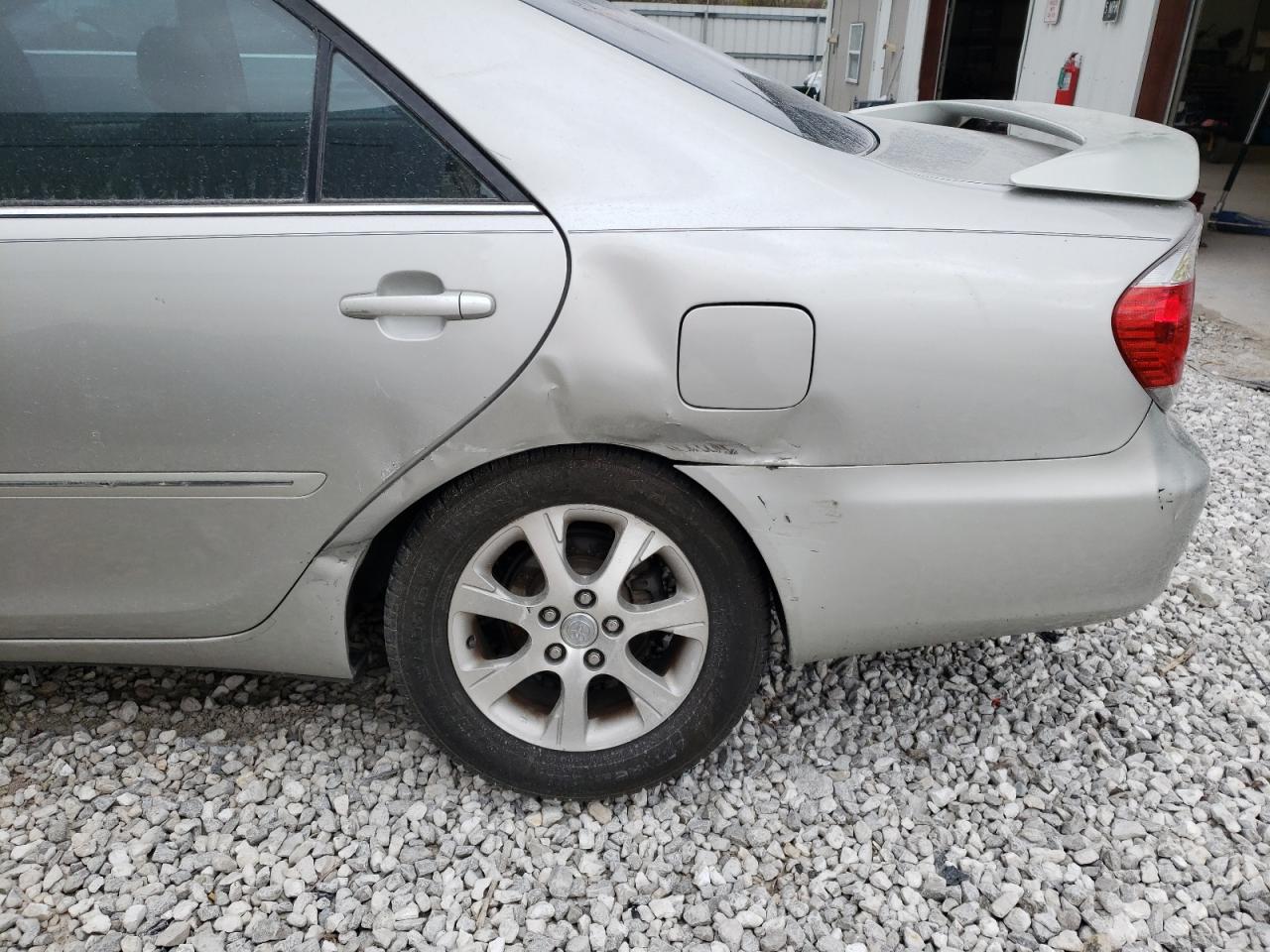 Photo 9 from auction – 2005 TOYOTA CAMRY LE with VIN 4T1BF32K65U108982