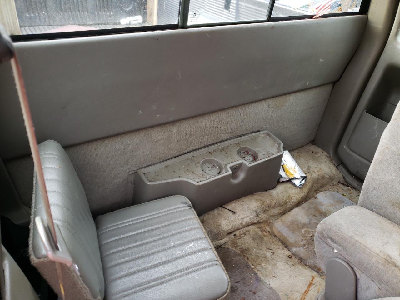 Photo 6 from auction – 2000 CHEVROLET .S10 with VIN 1GCCS1958Y8274426