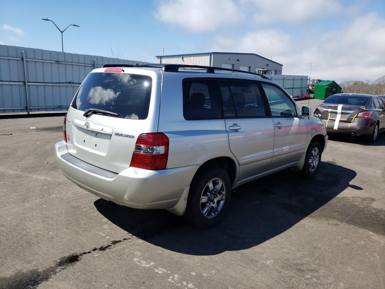 Photo 4 from auction – 2006 TOYOTA HIGHLANDER with VIN JTEDP21AX60108386