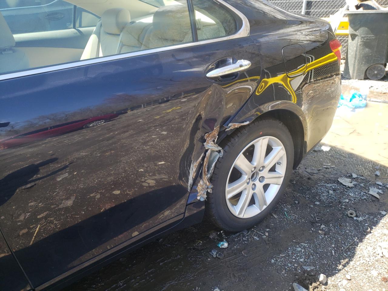 Photo 9 from auction – 2009 LEXUS ES 350 with VIN JTHBJ46GX92283461