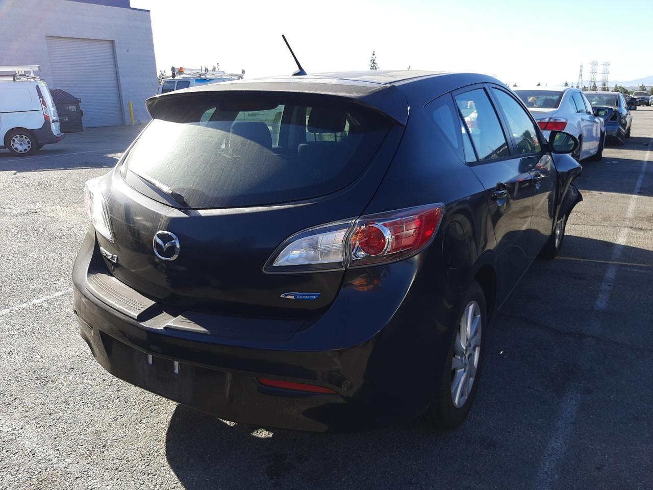 Photo 4 from auction – 2012 MAZDA 3 I with VIN JM1BL1L88C1671485