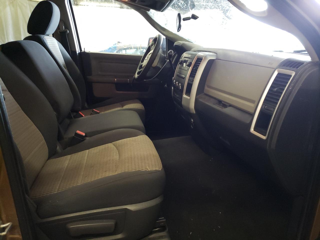 Photo 5 from auction – 2012 DODGE RAM 1500 S with VIN 1C6RD7GP9CS102467