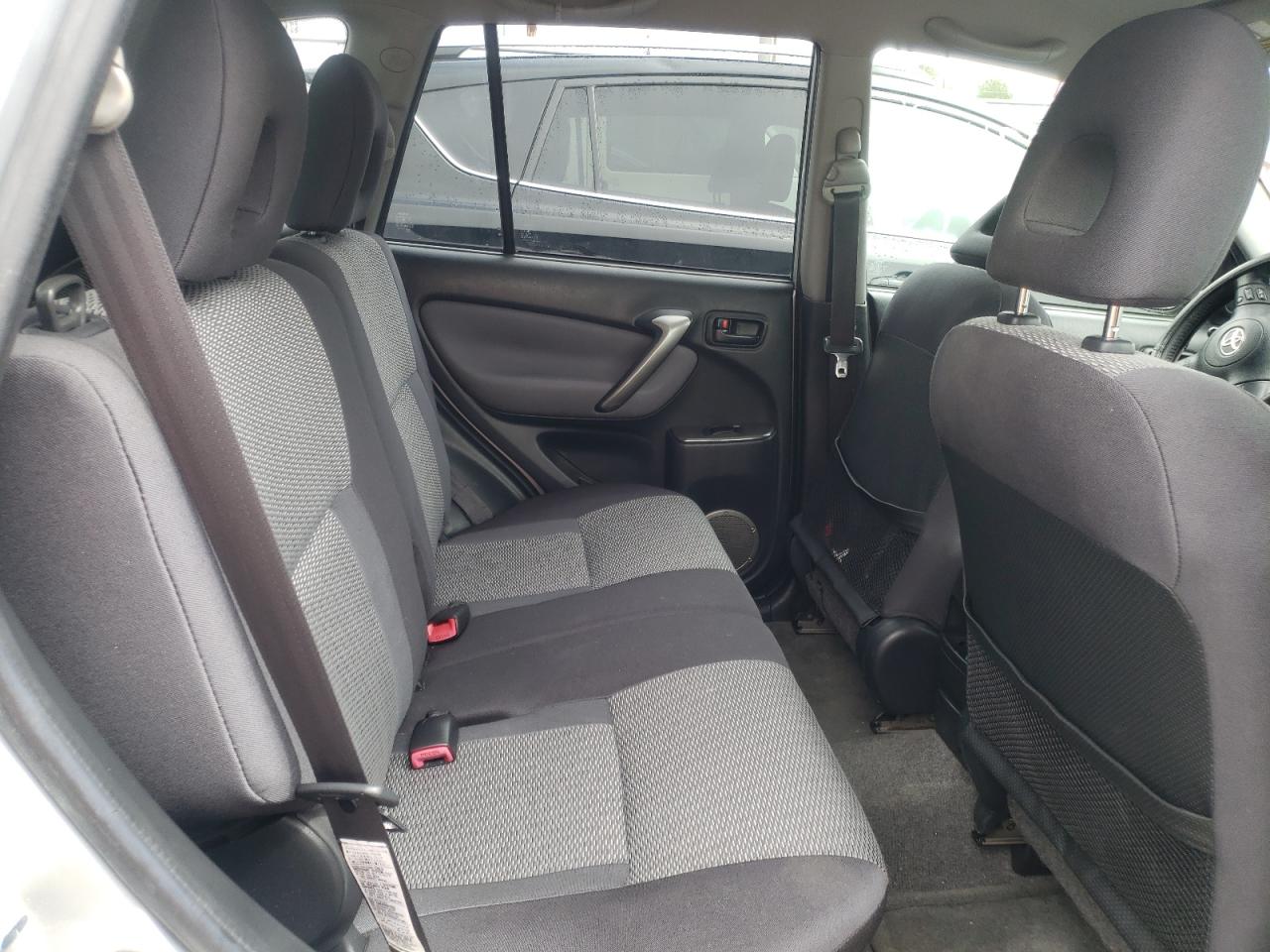 صورة رقم 6 من المزاد - 2004 TOYOTA RAV4 مع VIN JTEHD20V646009654
