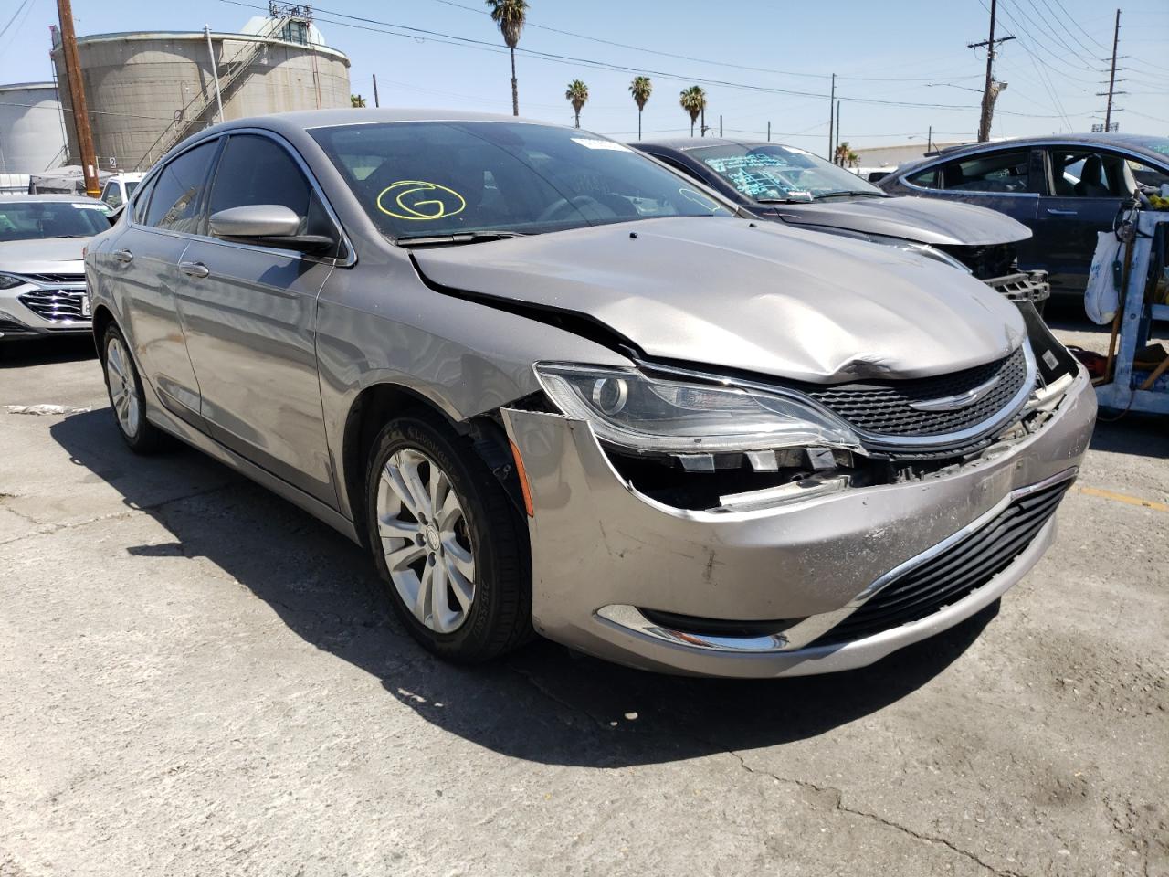 CHRYSLER 200 LIMITE 2015 with VIN 1C3CCCAB7FN687581 - Photo from auction