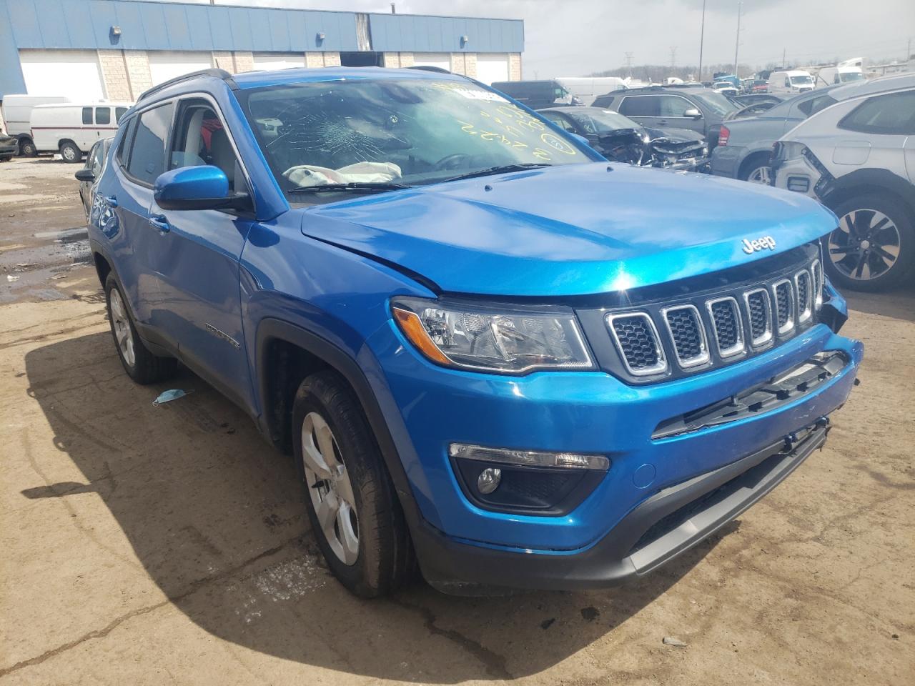 JEEP COMPASS LA 2018 with VIN 3C4NJDBB2JT270859 - Photo from auction