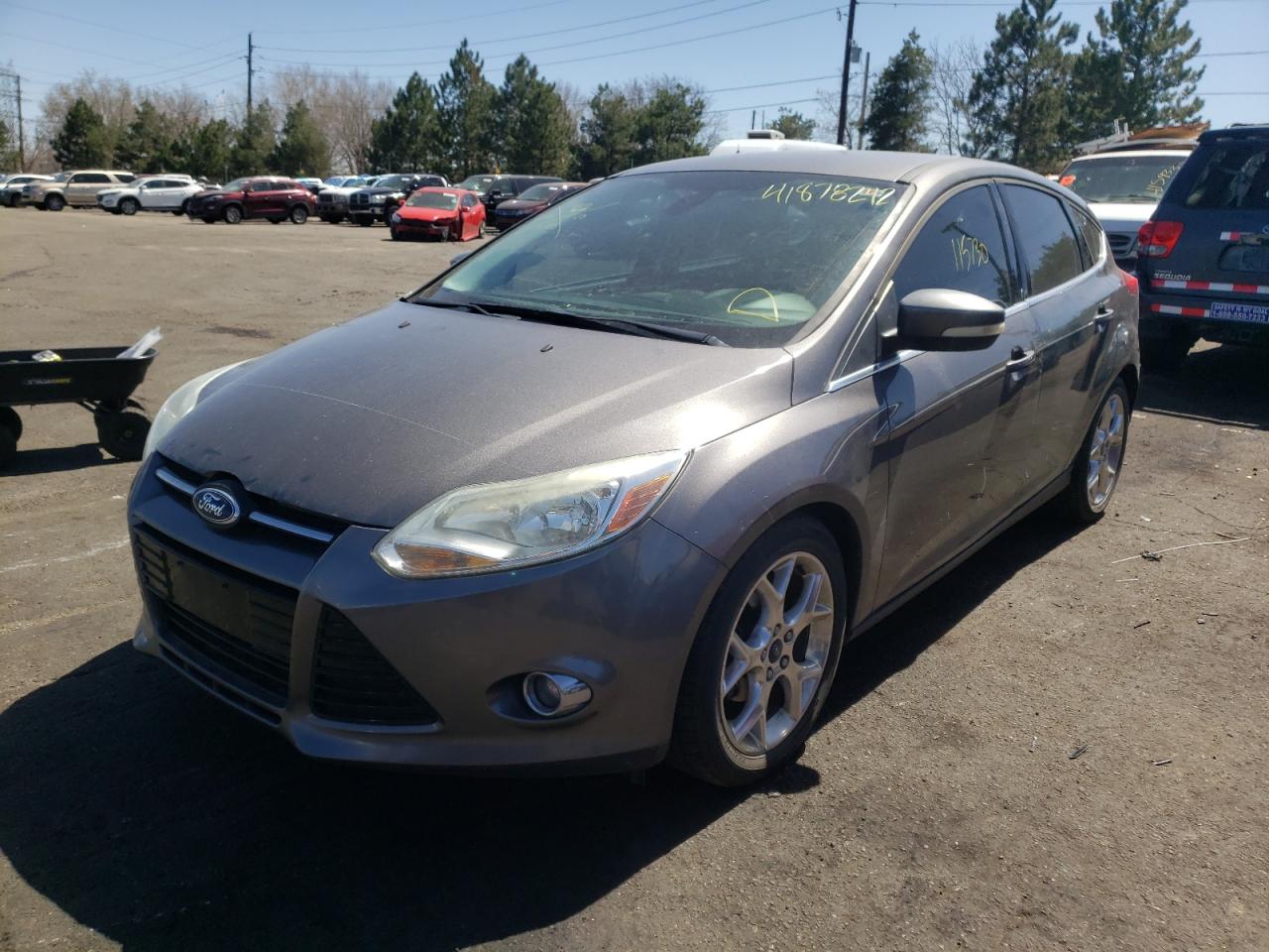 Photo 2 from auction – 2012 FORD FOCUS SEL with VIN 1FAHP3M2XCL236255