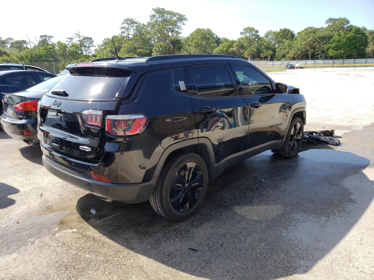 Photo 4 from auction – 2019 JEEP COMPASS LA with VIN 3C4NJCBB6KT836324