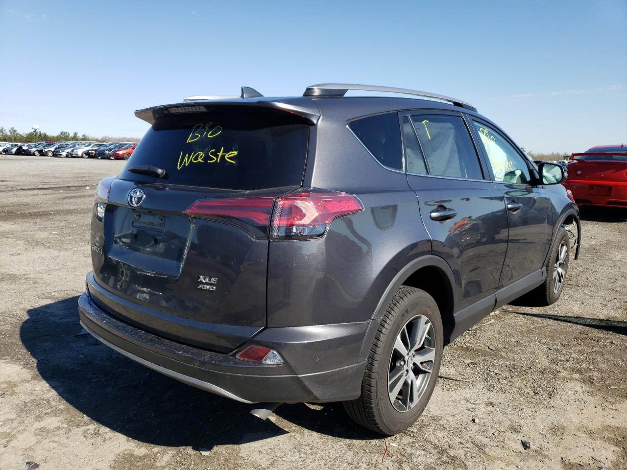 Photo 4 from auction – 2018 TOYOTA RAV4 ADVEN with VIN 2T3RFREV8JW831435