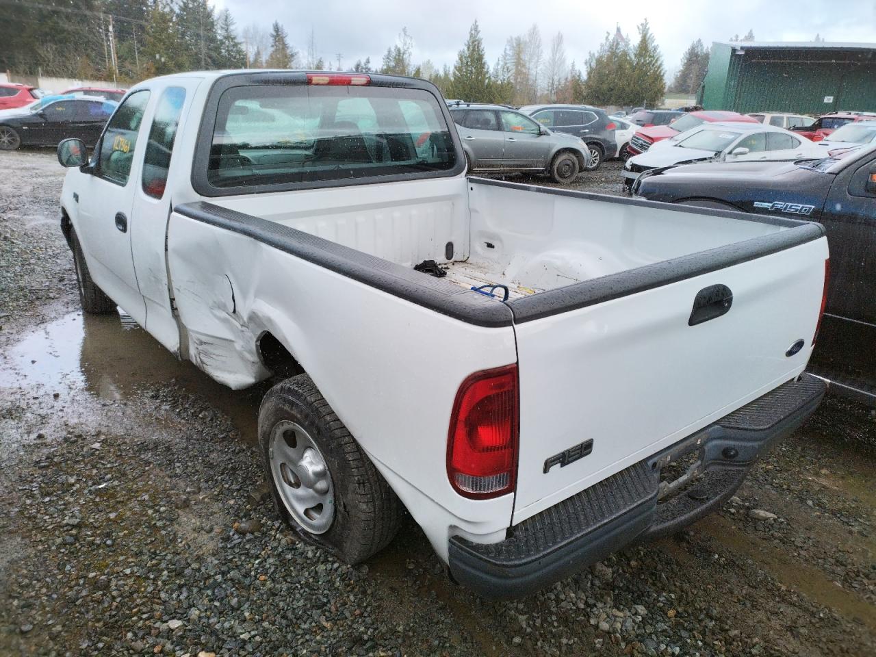 Photo 3 from auction – 2003 FORD F150 with VIN 2FTRX17233CA65972