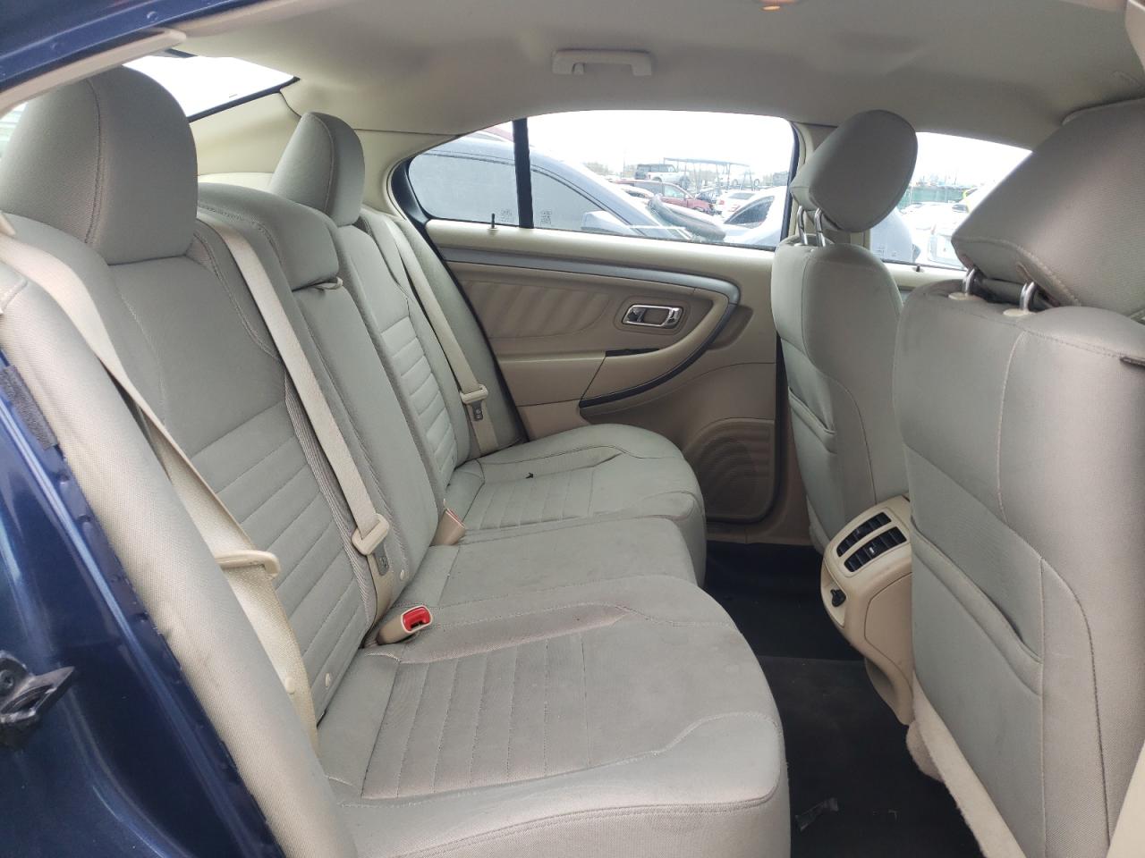 Photo 6 from auction – 2016 FORD TAURUS SE with VIN 1FAHP2D87GG104745