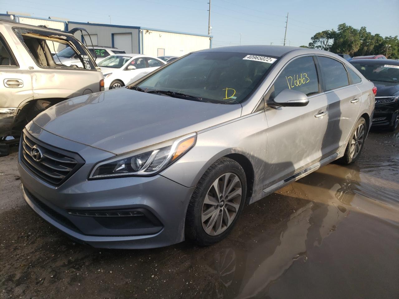 Photo 2 from auction – 2015 HYUNDAI SONATA SPO with VIN 5NPE34AF2FH027817