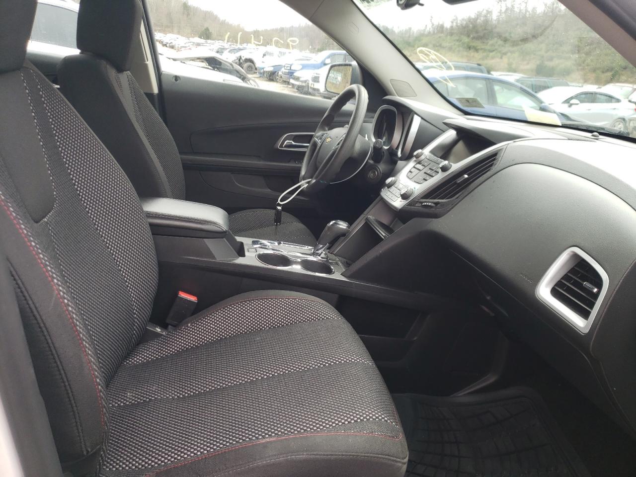 Photo 5 from auction – 2017 CHEVROLET EQUINOX LS with VIN 2GNFLEEK2H6169956
