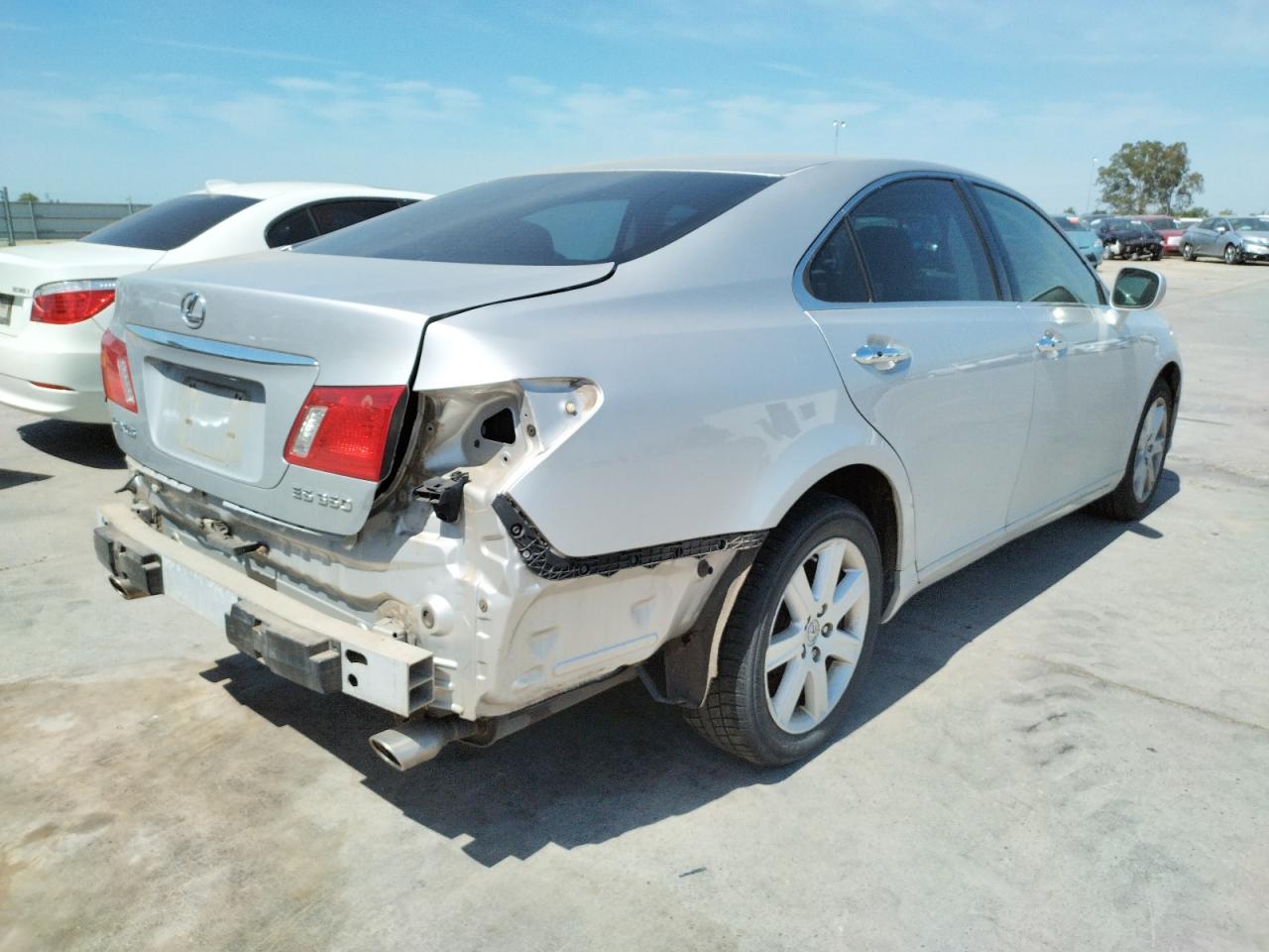 Photo 4 from auction – 2007 LEXUS ES 350 with VIN JTHBJ46G772036721