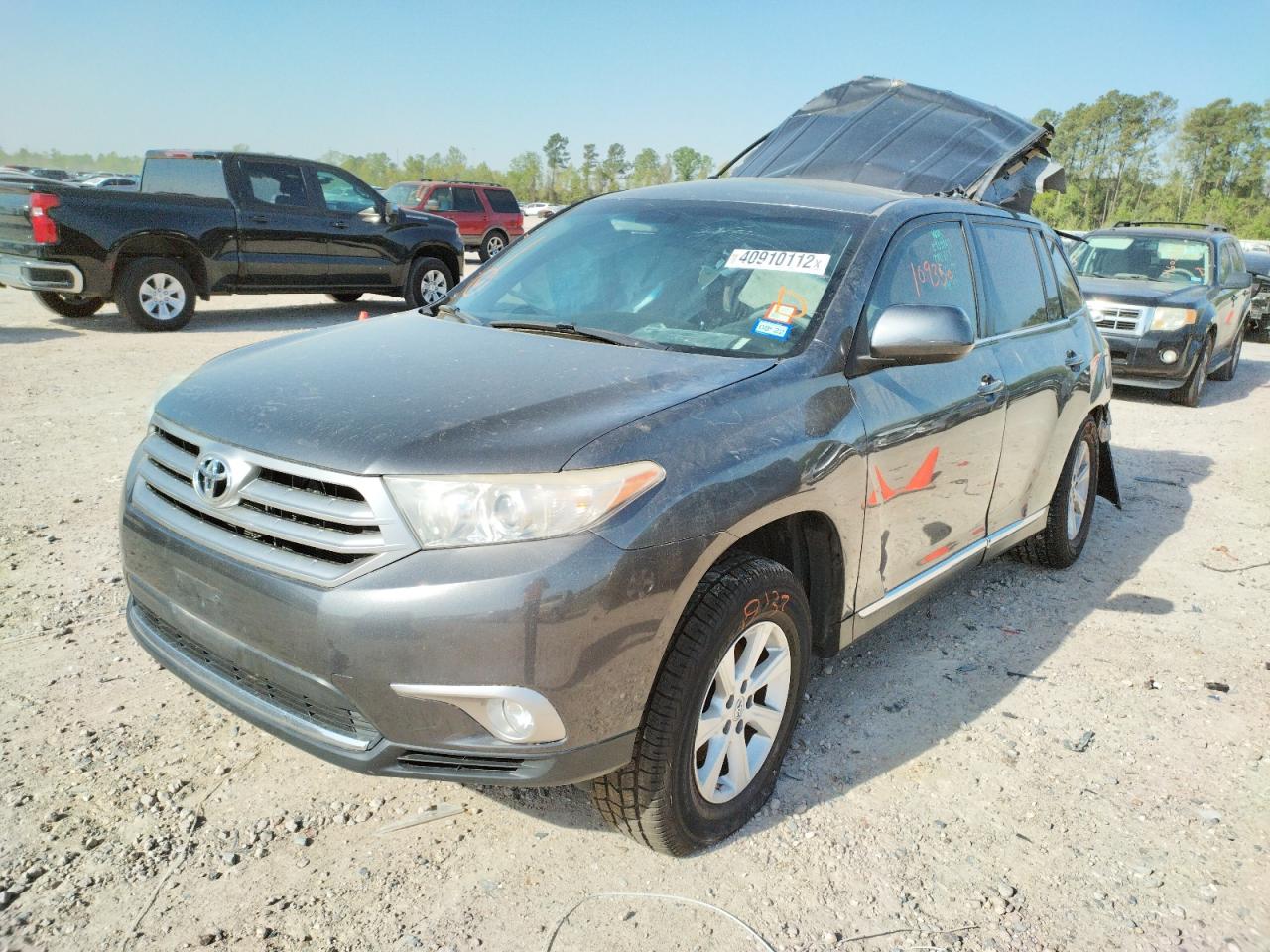 Photo 2 from auction – 2013 TOYOTA HIGHLANDER with VIN 5TDZA3EH9DS045705