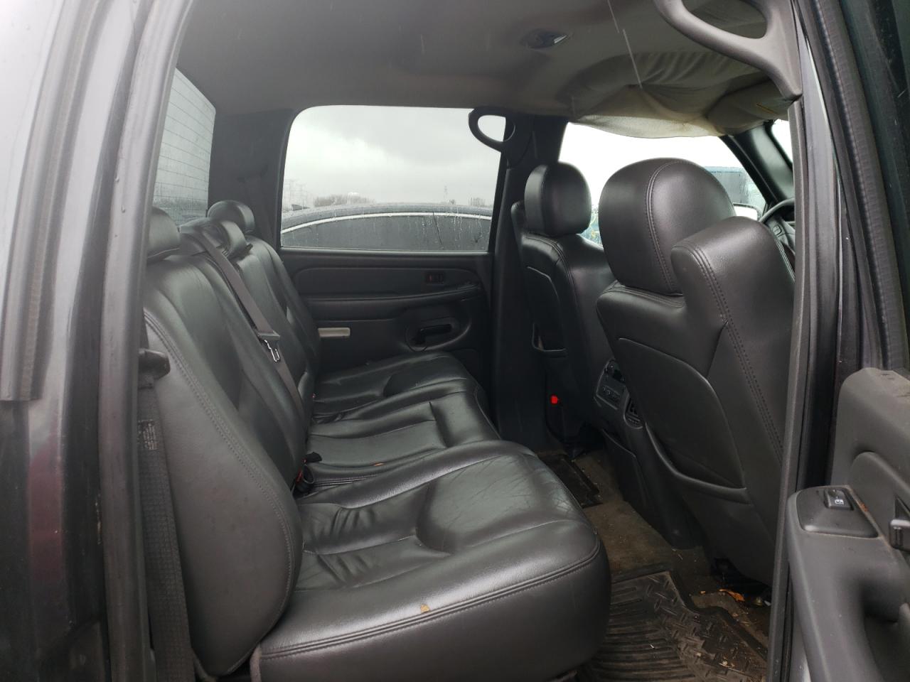 Photo 6 from auction – 2005 GMC NEW SIERRA with VIN 2GTEK13T451199948