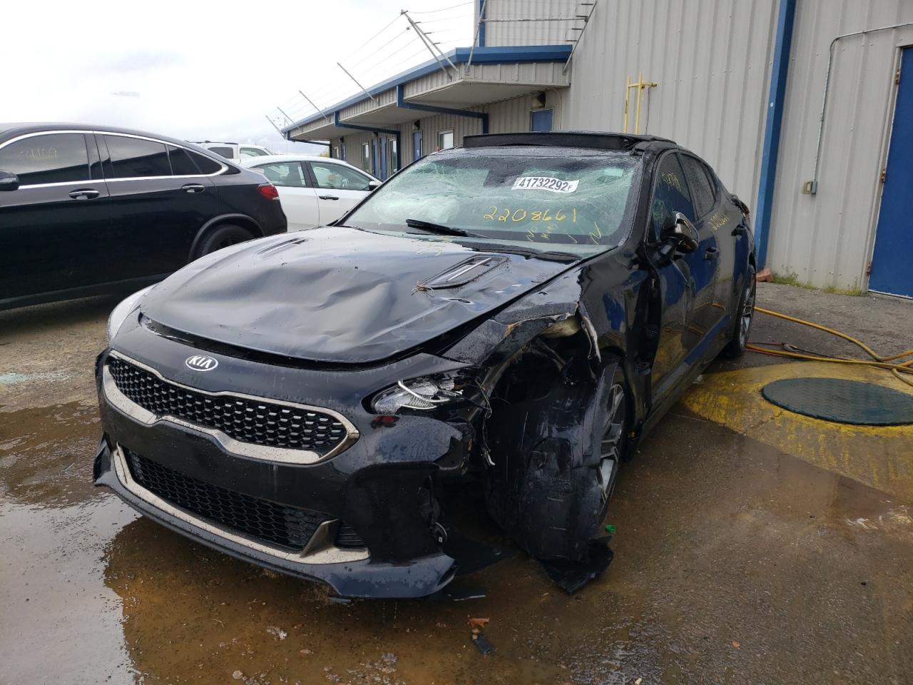 Photo 2 from auction – 2020 KIA STINGER with VIN KNAE15LA3L6072216