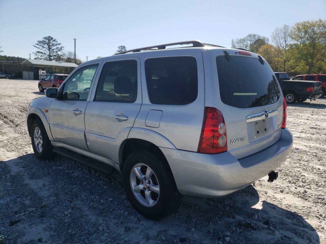Photo 3 from auction – 2005 MAZDA TRIBUTE S with VIN 4F2CZ06105KM00235
