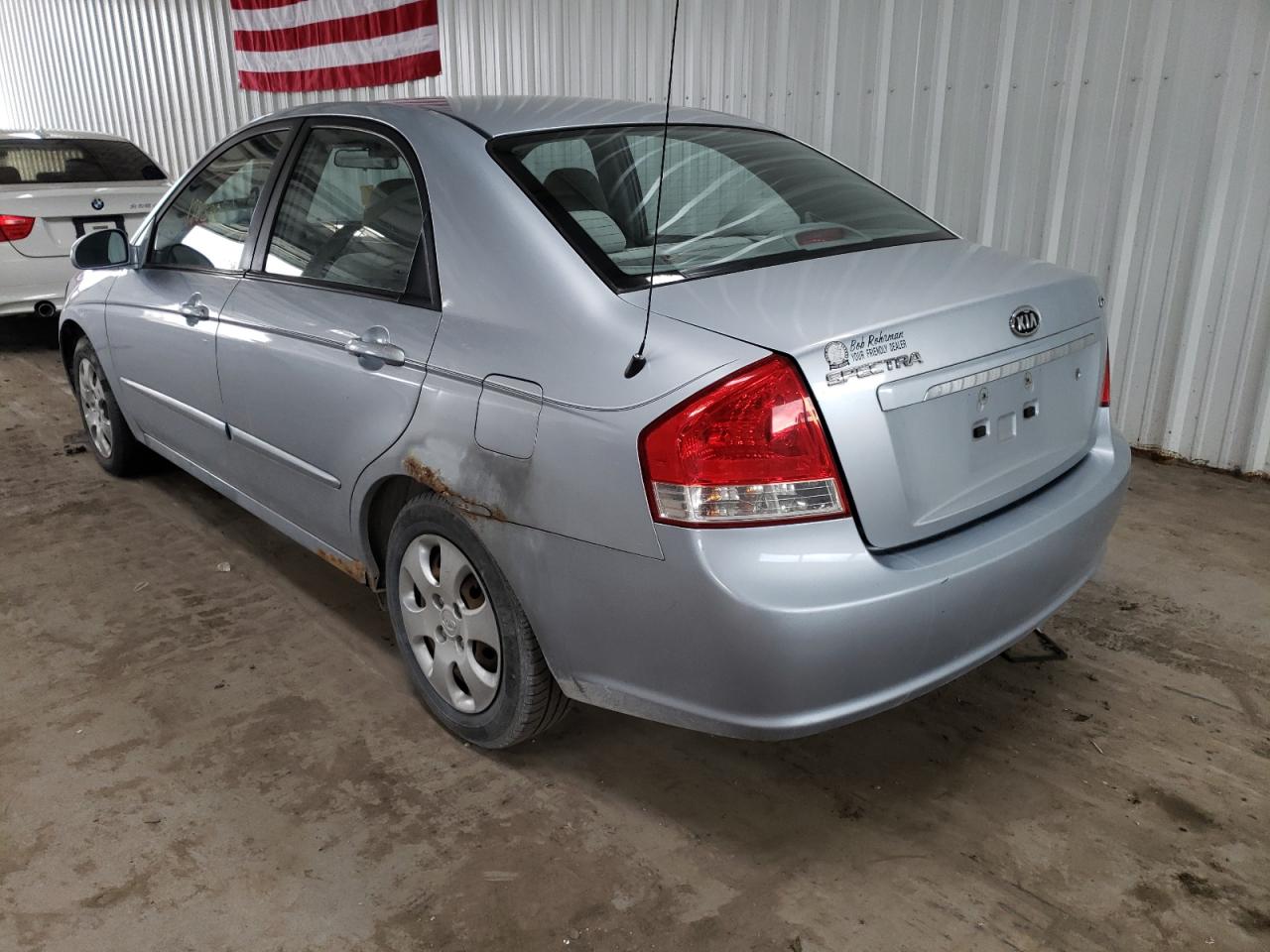 Photo 3 from auction – 2007 KIA SPECTRA EX with VIN KNAFE121X75379073