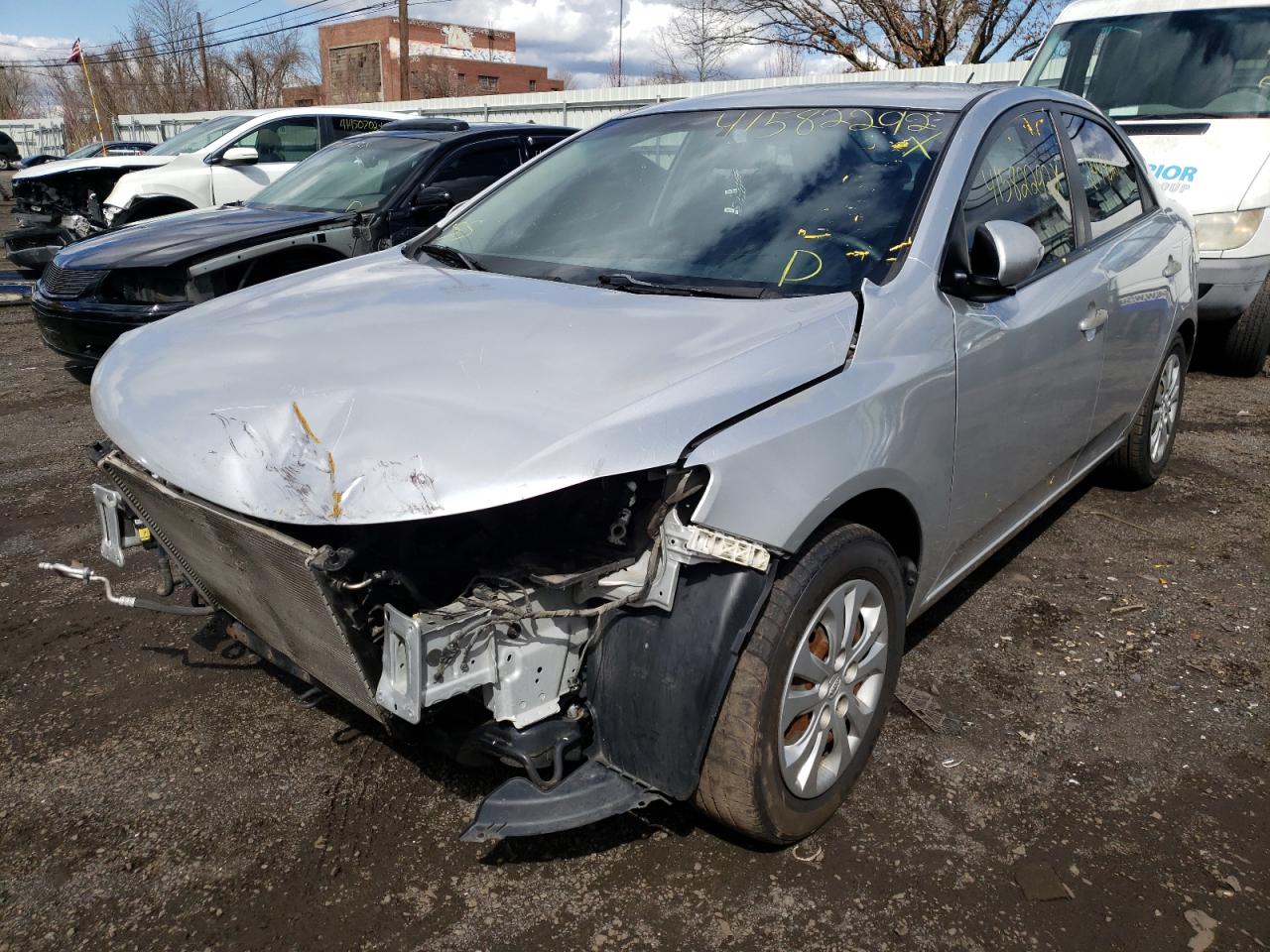 Photo 2 from auction – 2010 KIA FORTE EX with VIN KNAFU4A22A5242716