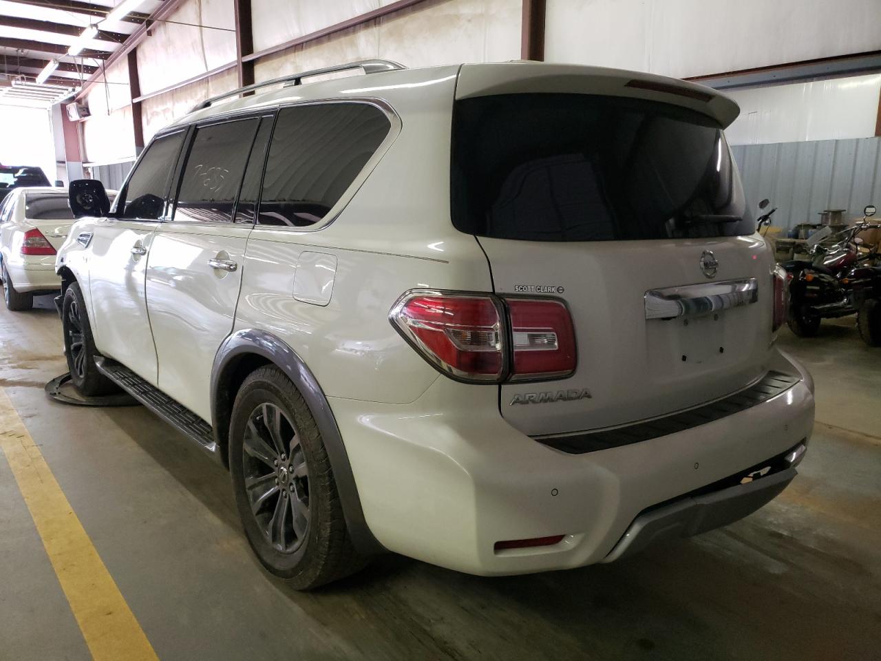 Photo 3 from auction – 2017 NISSAN ARMADA SV with VIN JN8AY2NC0H9504829