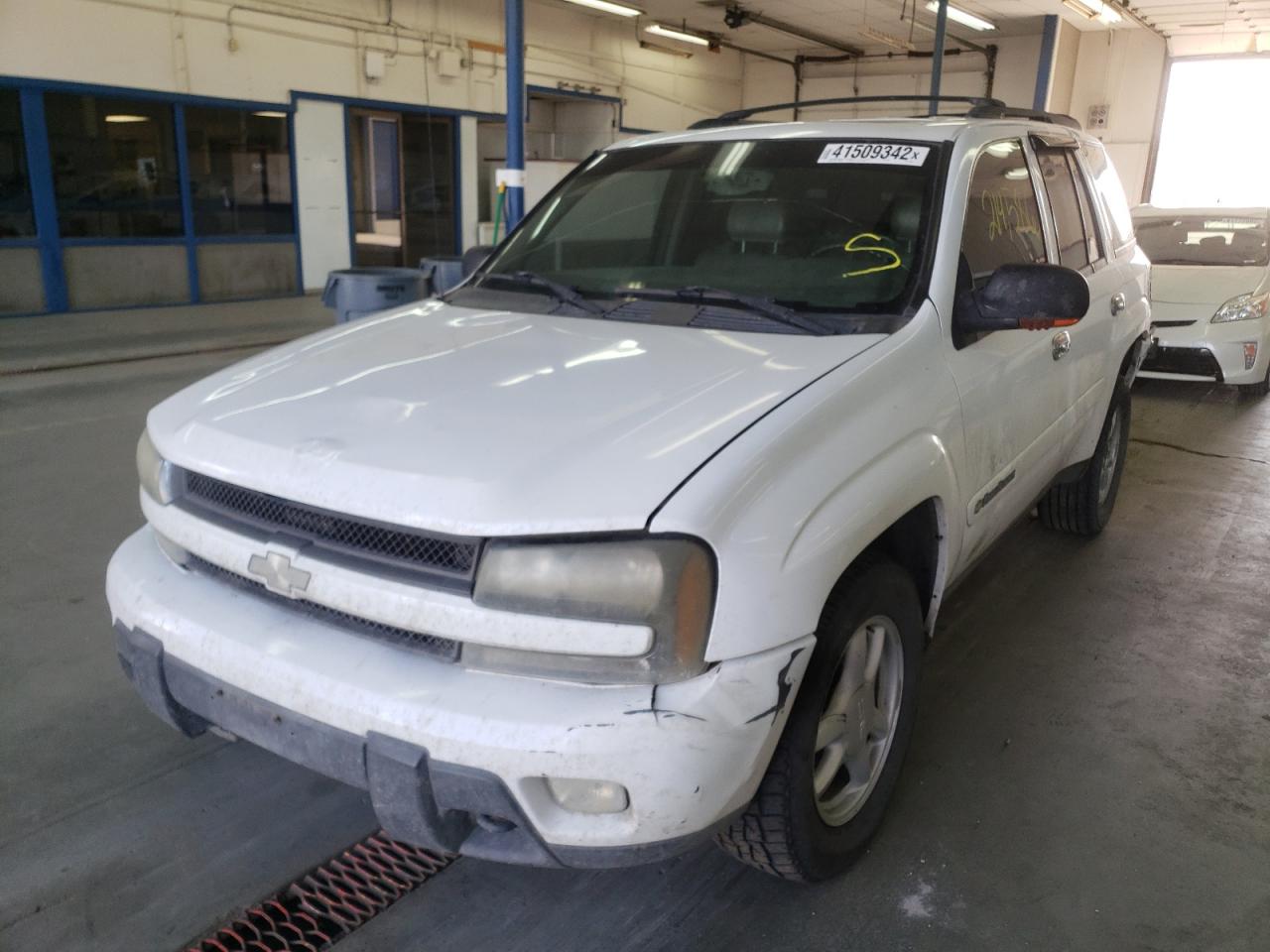 Photo 2 from auction – 2002 CHEVROLET TRAILBLAZE with VIN 1GNDT13S722159219