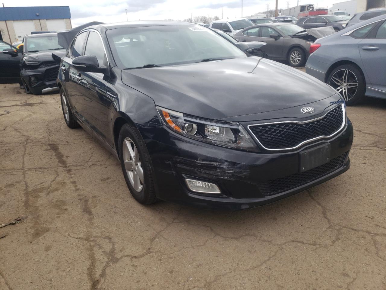 KIA OPTIMA LX 2015 with VIN 5XXGM4A79FG382929 - Photo from auction