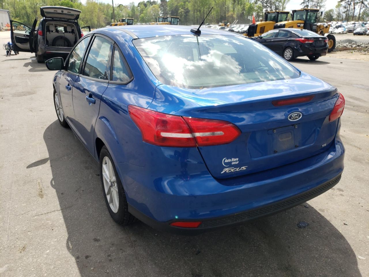 Photo 3 from auction – 2018 FORD FOCUS SE with VIN 1FADP3F24JL220156