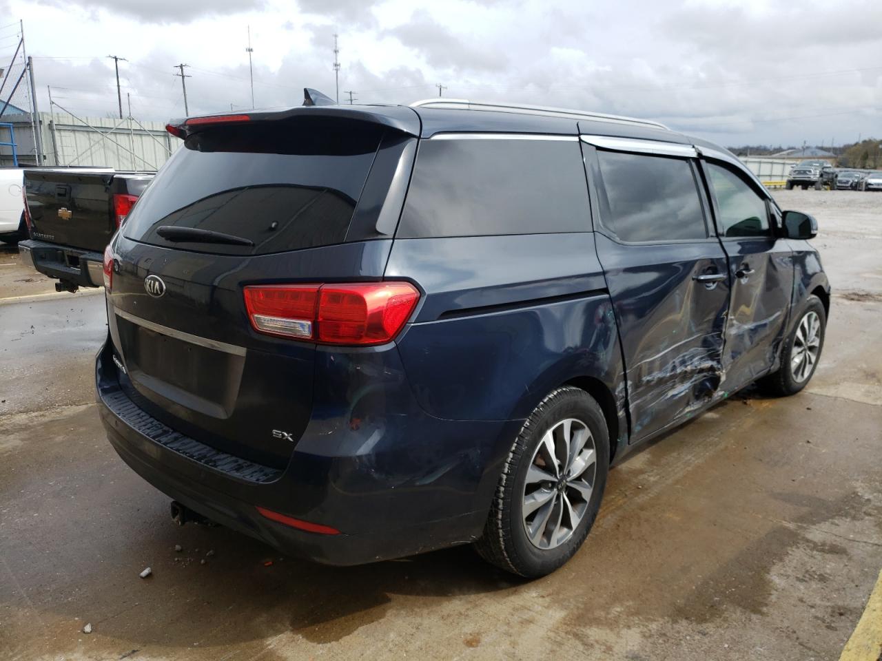 Photo 4 from auction – 2015 KIA SEDONA EX with VIN KNDMC5C15F6019532