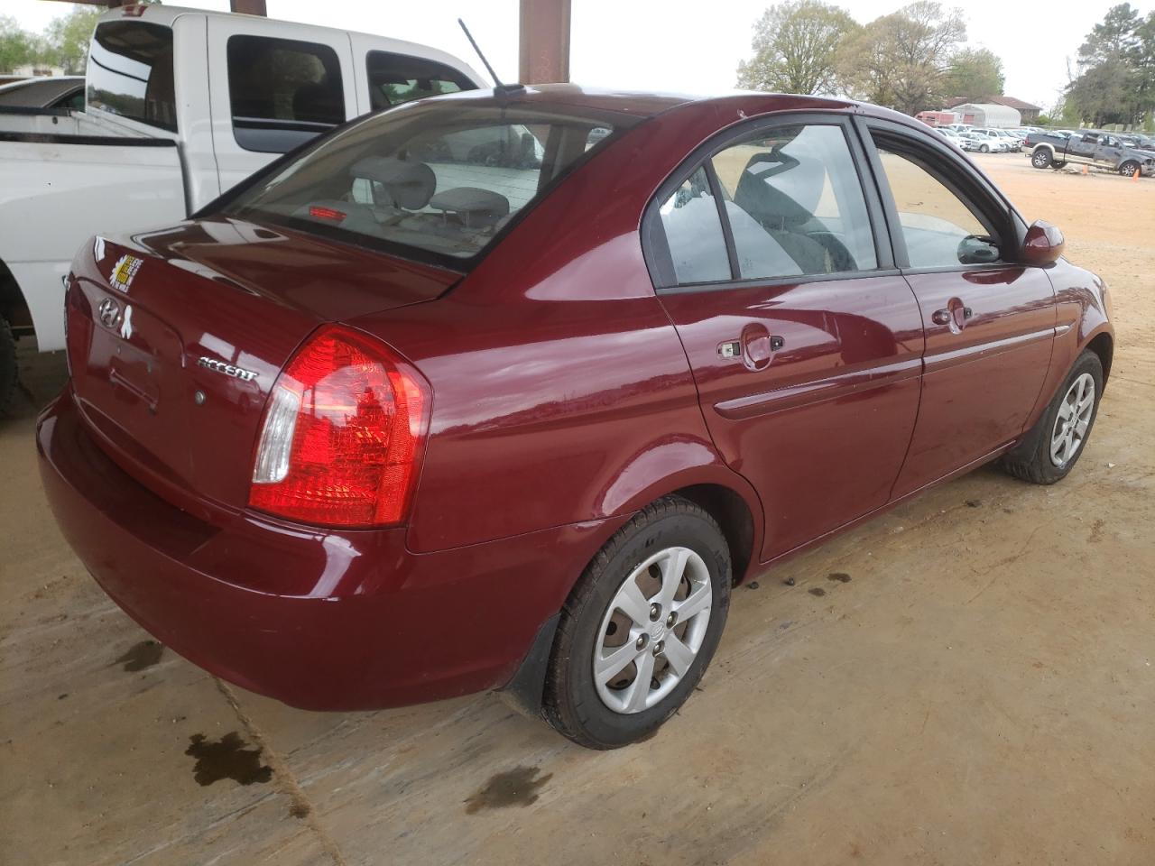 Photo 4 from auction – 2010 HYUNDAI ACCENT GLS with VIN KMHCN4AC2AU476464