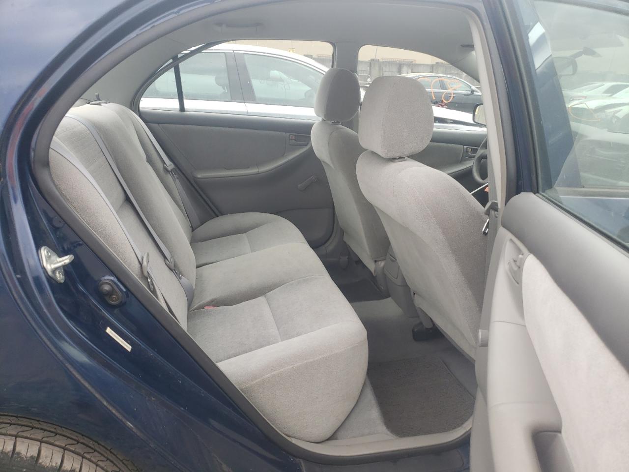 Photo 6 from auction – 2004 TOYOTA COROLLA CE with VIN 2T1BR32E54C173050