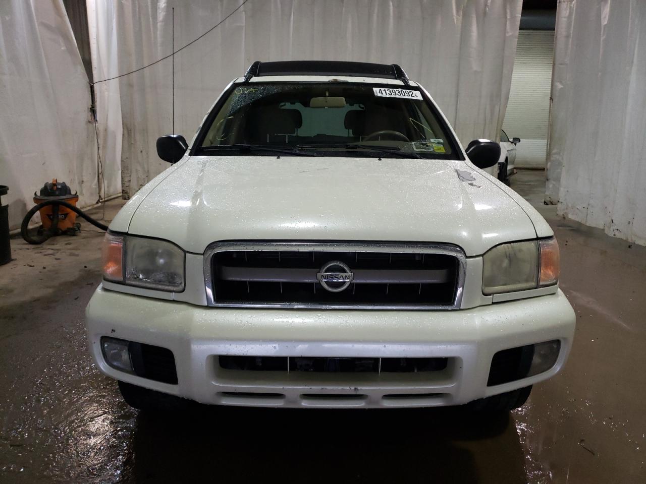 Photo 9 from auction – 2004 NISSAN PATHFINDER with VIN JN8DR09Y84W914634