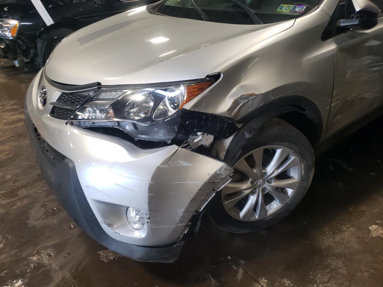 Zdjęcie 9 z aukcji – 2014 TOYOTA RAV4 LIMIT z VIN 2T3DFREV6EW220576
