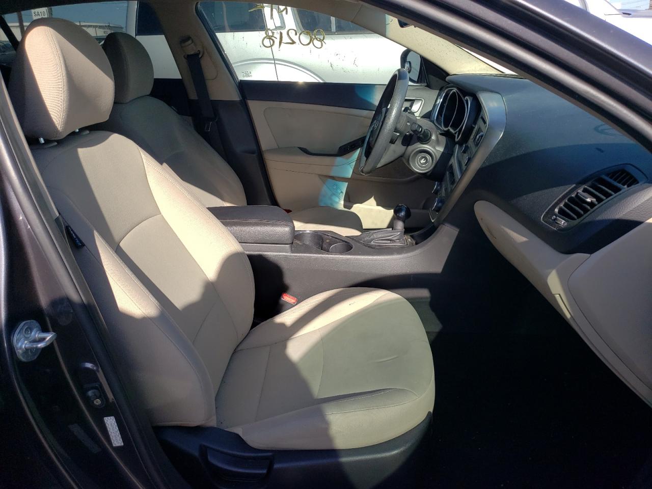 Photo 5 from auction – 2015 KIA OPTIMA LX with VIN KNAGM4A72F5646669