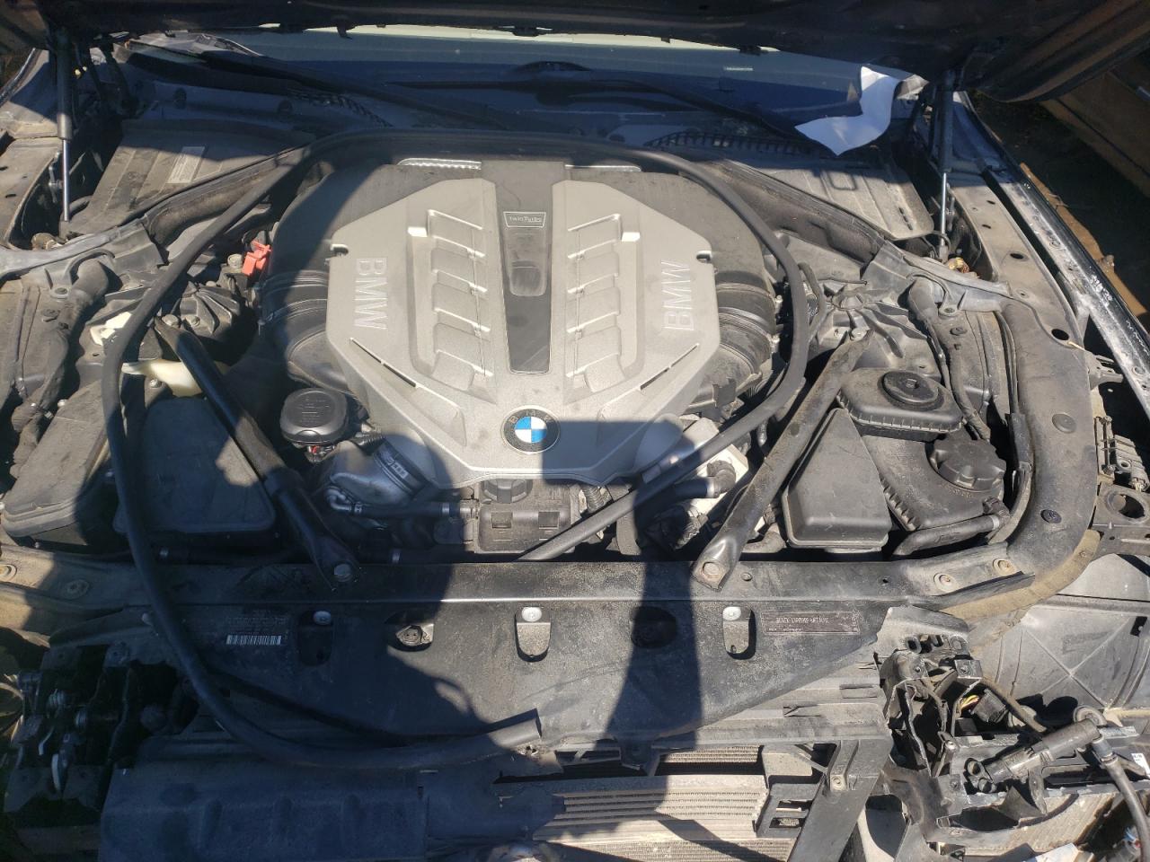 Photo 7 from auction – 2009 BMW 750 I with VIN WBAKA83589CY35283