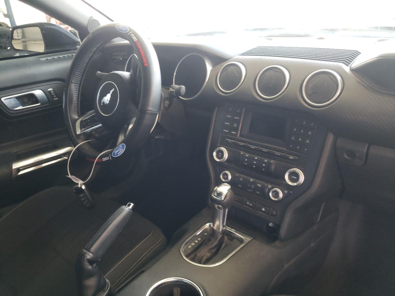 Photo 9 from auction – 2018 FORD MUSTANG with VIN 1FA6P8TH0J5109042