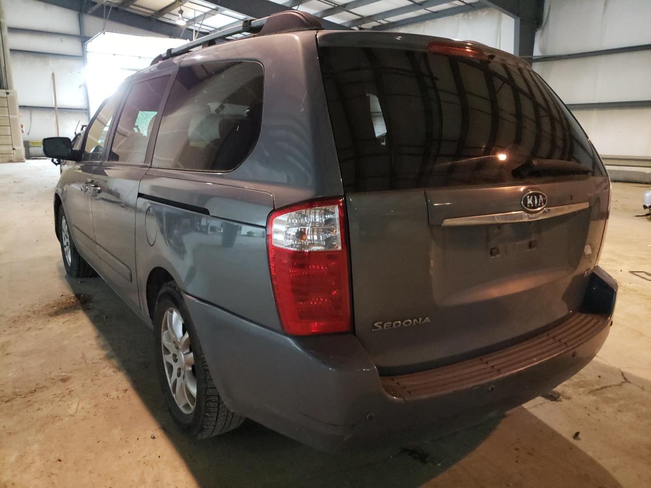 Photo 3 from auction – 2008 KIA SEDONA EX with VIN KNDMB233986194355