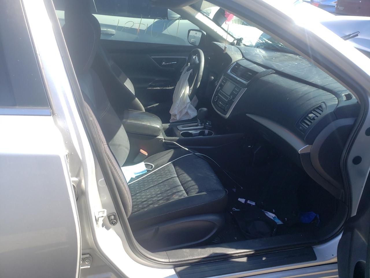 Photo 5 from auction – 2016 NISSAN ALTIMA 2.5 with VIN 1N4AL3AP1GN323906
