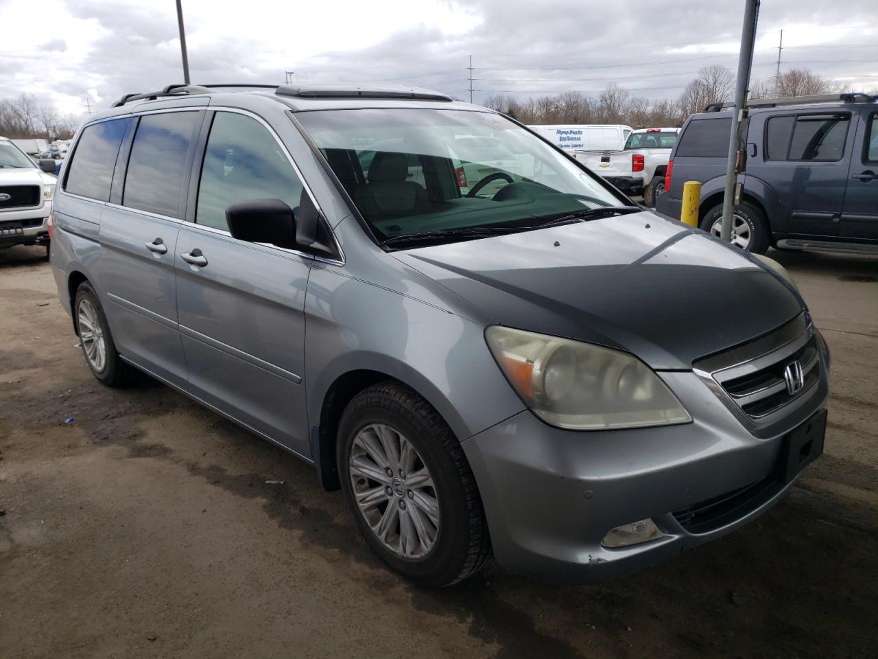 HONDA ODYSSEY 2006 with VIN 5FNRL38836B071696 - Photo from auction