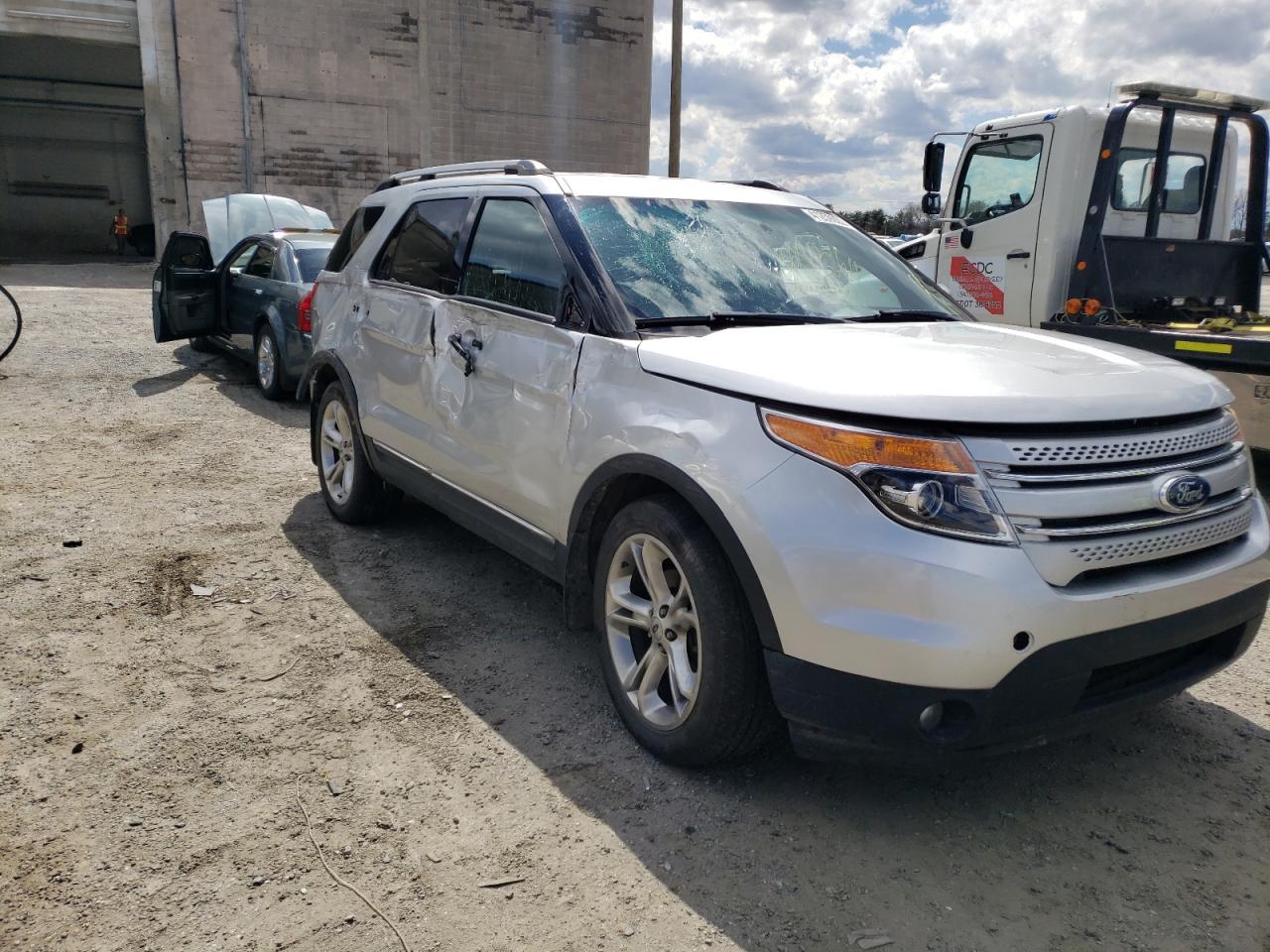 Photo 9 from auction – 2011 FORD EXPLORER L with VIN 1FMHK8F81BGA72064