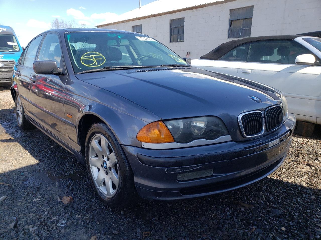 BMW 325 I 2001 with VIN WBAAV334X1EE76945 - Photo from auction