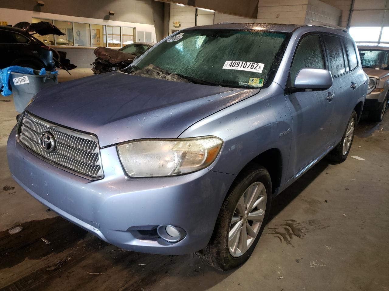 Photo 2 from auction – 2008 TOYOTA HIGHLANDER with VIN JTEEW44A582008475