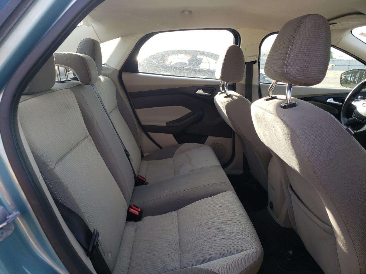 Photo 6 from auction – 2012 FORD FOCUS SE with VIN 1FAHP3F28CL276704