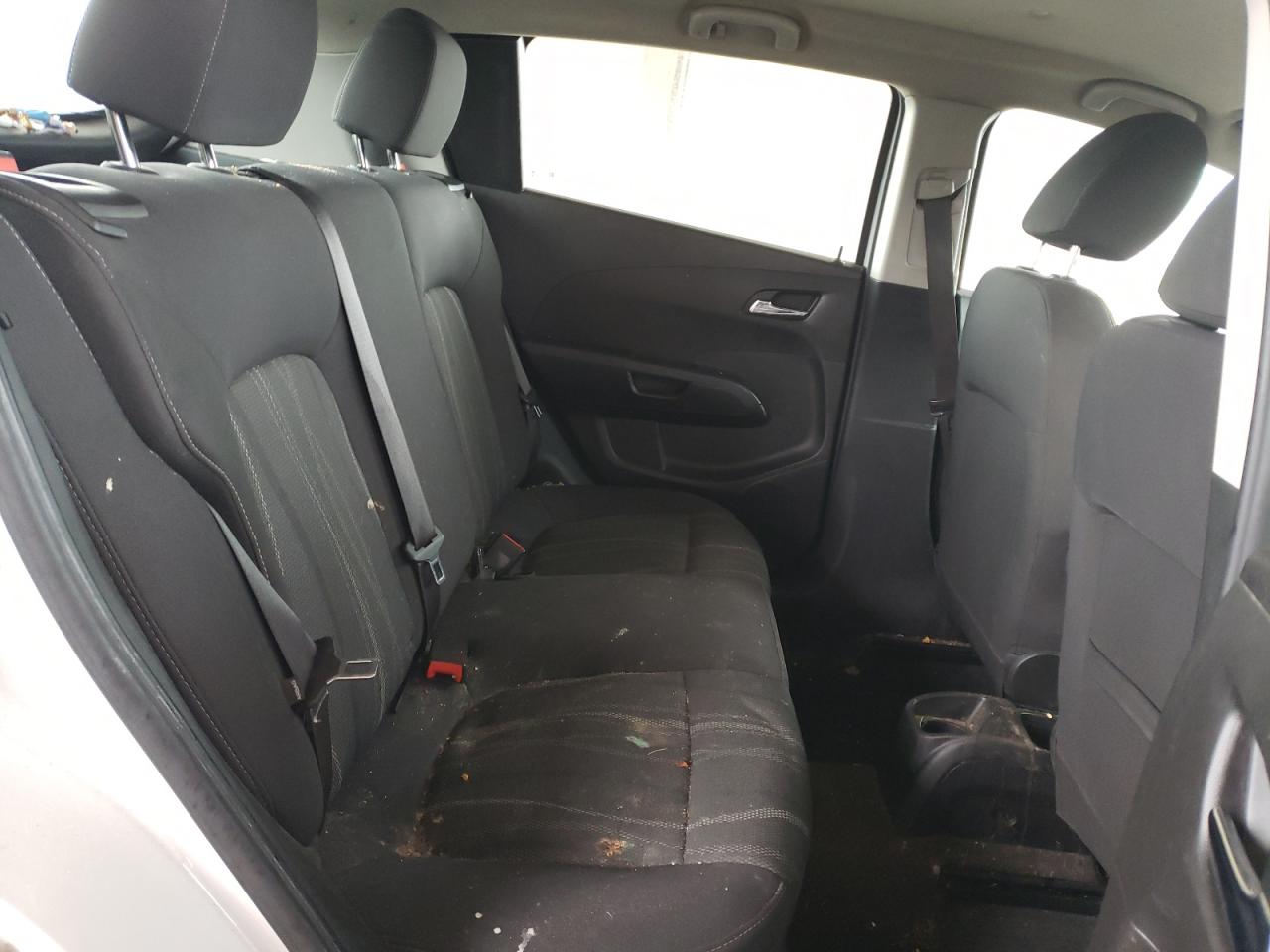 Photo 6 from auction – 2015 CHEVROLET SONIC LT with VIN 1G1JC6SH0F4166241