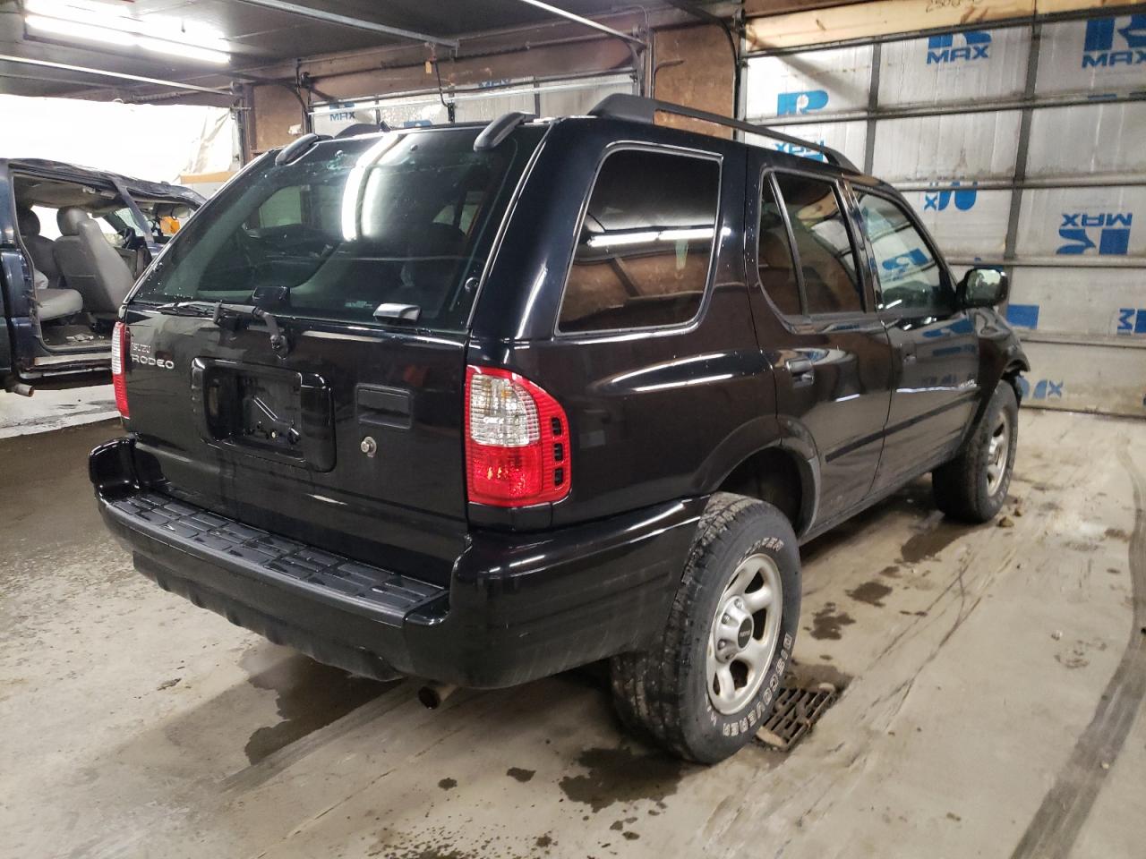 Photo 4 from auction – 2004 ISUZU RODEO S with VIN 4S2DM58W344316720
