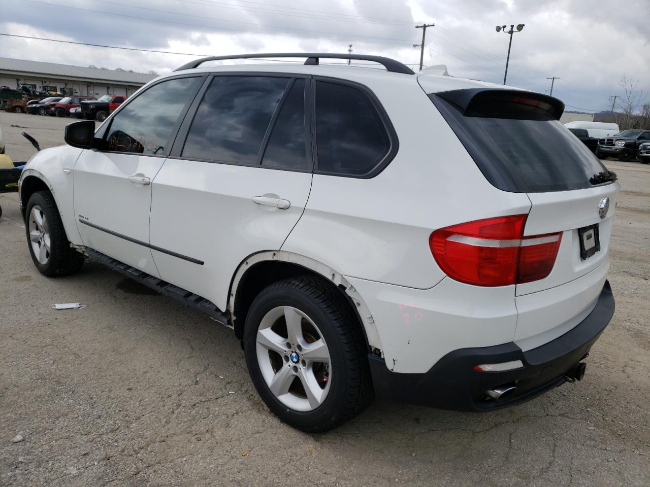 Photo 3 from auction – 2009 BMW X5 XDRIVE3 with VIN 5UXFE43559L265646